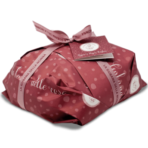 Confezione Gubana nel tipico incarto bordeaux e nastro in tessuto rosa