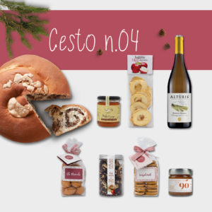 cesto n.4, comprende una Gubana, mele di castagno, mele essiccate, vino Alturis, Strucchi, Biscotti Longobardi, infuso di frutta e confezione di marmellata